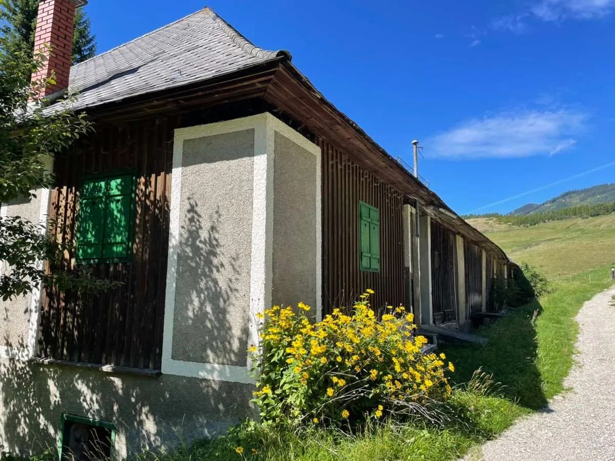 3-Zimmer-Wohnung mieten in Leoben – 80 m², € 140 – Bild 1 von 52