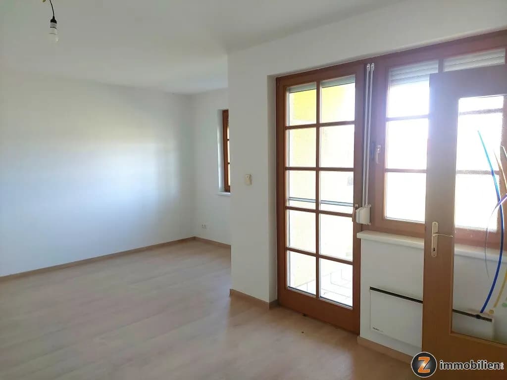 3-Zimmer-Wohnung mieten in Jennersdorf – 80,57 m², € 658 – Bild 3 von 13