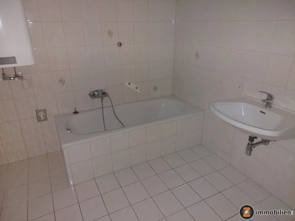 3-Zimmer-Wohnung mieten in Jennersdorf – 80,57 m², € 658 – Bild 9 von 13