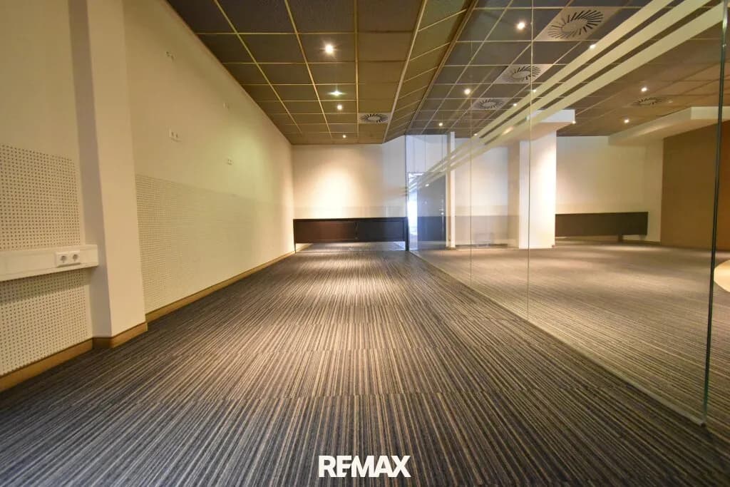 Gewerbeimmobilie mieten in Steyr – 284 m², € 2.769 – Bild 6 von 11