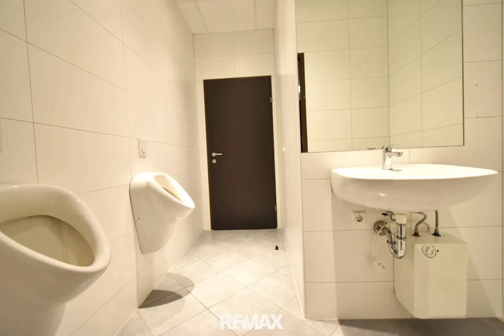 Gewerbeimmobilie mieten in Steyr – 284 m², € 2.769 – Bild 9 von 11