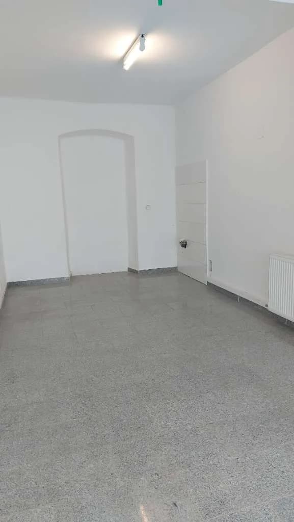 Gewerbeimmobilie mieten in Amstetten – 31 m², € 400 – Bild 7 von 9