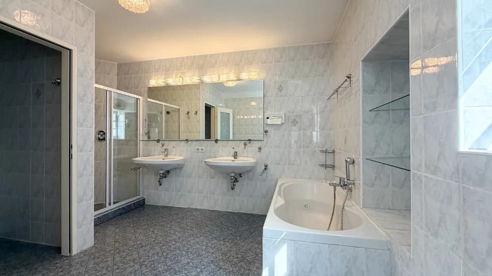 5-Zimmer-Wohnung kaufen in Vöcklabruck – 199,13 m², € 1.590.000 – Bild 12 von 19