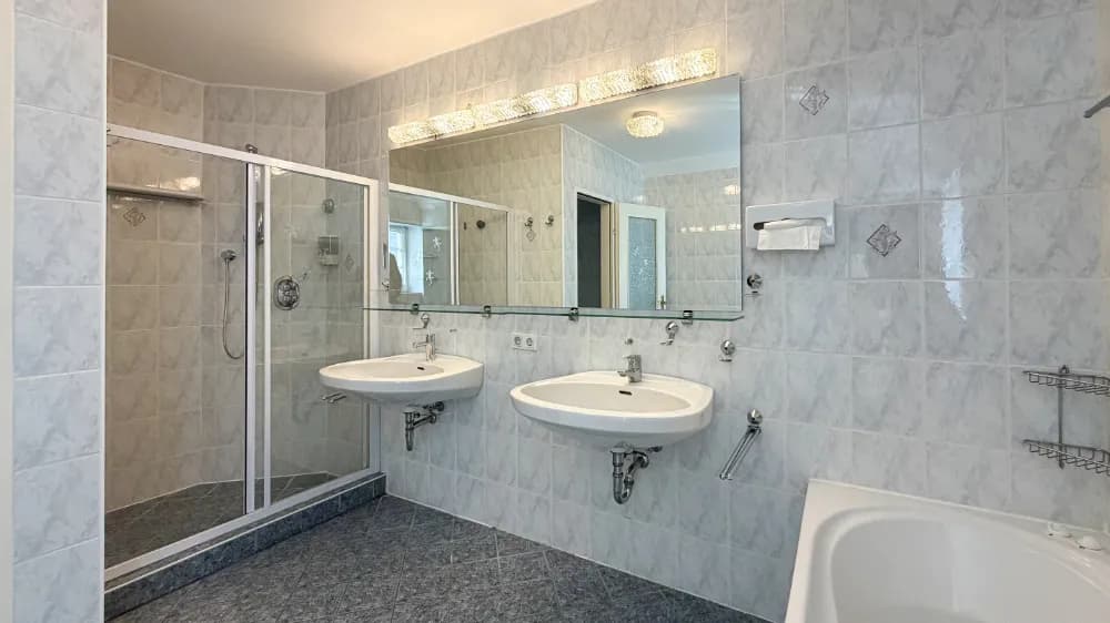 5-Zimmer-Wohnung kaufen in Vöcklabruck – 199,13 m², € 1.590.000 – Bild 14 von 19