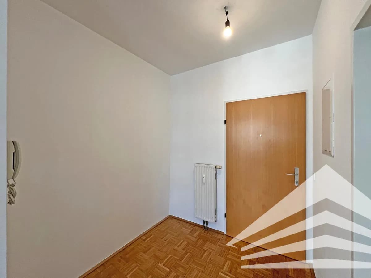 1-Zimmer-Wohnung mieten in Linz – 36 m², € 595 – Bild 3 von 8