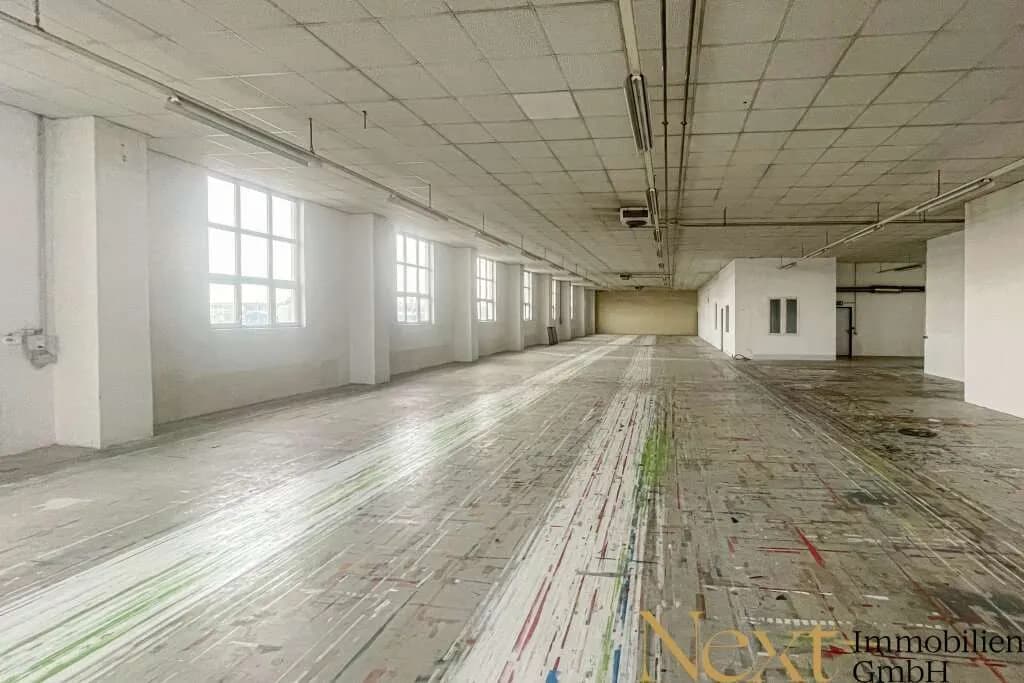 Gewerbeimmobilie mieten in Linz Land – 2 317 m², € 11.863 – Bild 5 von 6