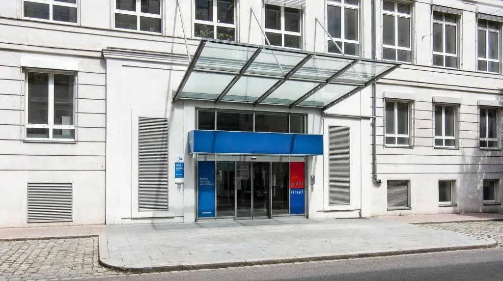 Gewerbeimmobilie mieten in Wien – 638 m², € 15 – Bild 2 von 4