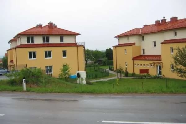 3-Zimmer-Wohnung mieten in Hollabrunn – 80,11 m², € 755 – Bild 2 von 8