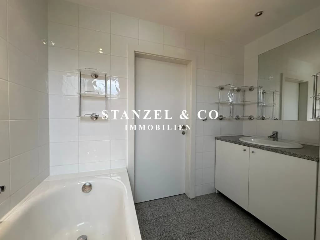 4-Zimmer-Wohnung mieten in Wien – 128 m², € 2.840 – Bild 35 von 42