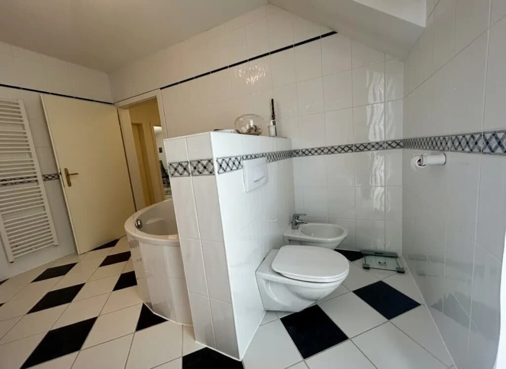 4-Zimmer-Haus kaufen in Baden – 154,82 m², € 950.000 – Bild 17 von 37