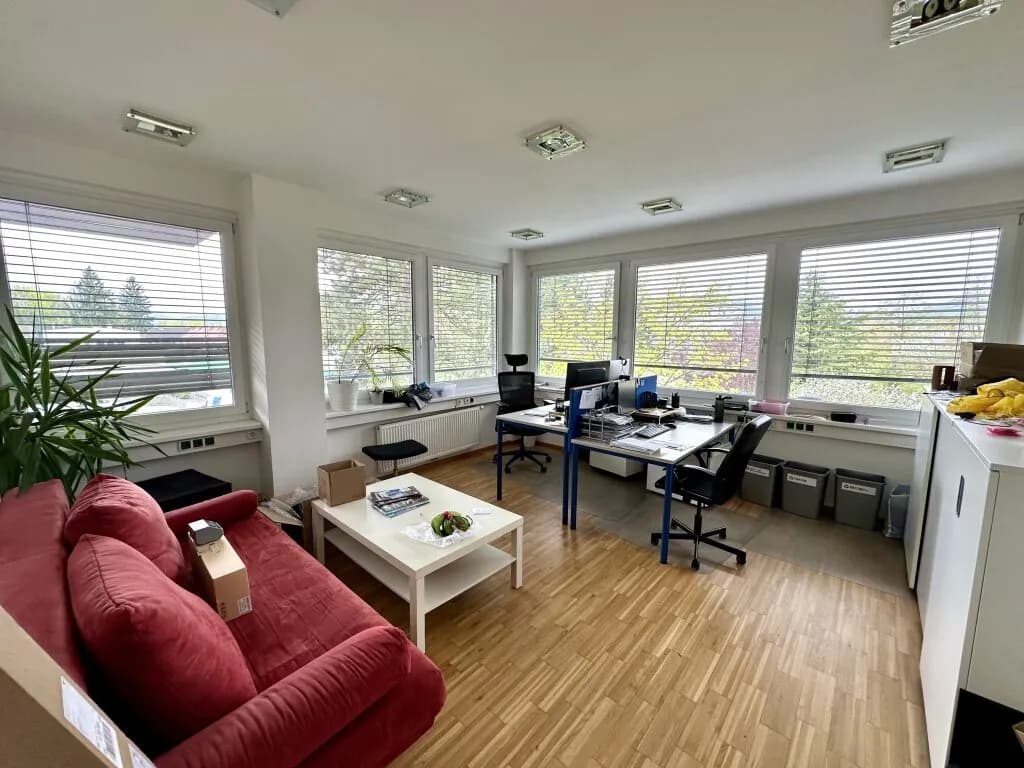 5-Zimmer-Gewerbeimmobilie mieten in Graz – 161 m², € 1.796 – Bild 3 von 13