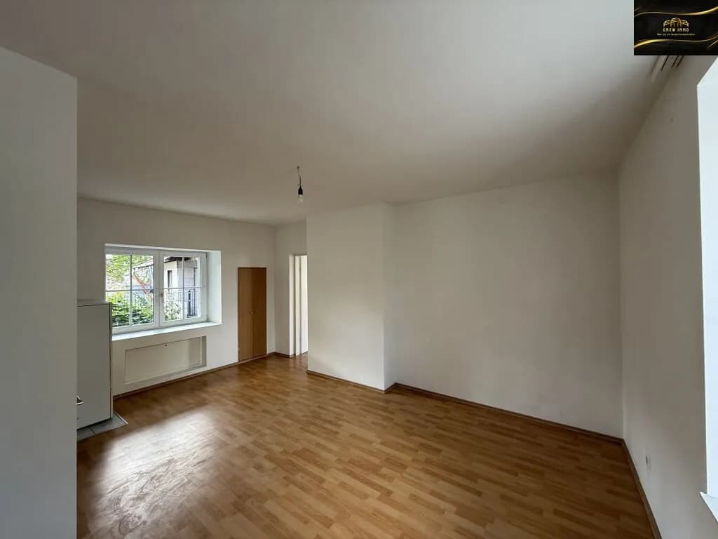 7-Zimmer-Gewerbeimmobilie kaufen in Neunkirchen – 223,77 m², € 249.000 – Bild 3 von 9