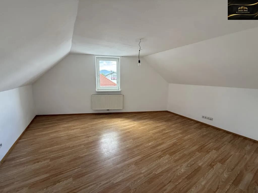 7-Zimmer-Gewerbeimmobilie kaufen in Neunkirchen – 223,77 m², € 249.000 – Bild 4 von 9