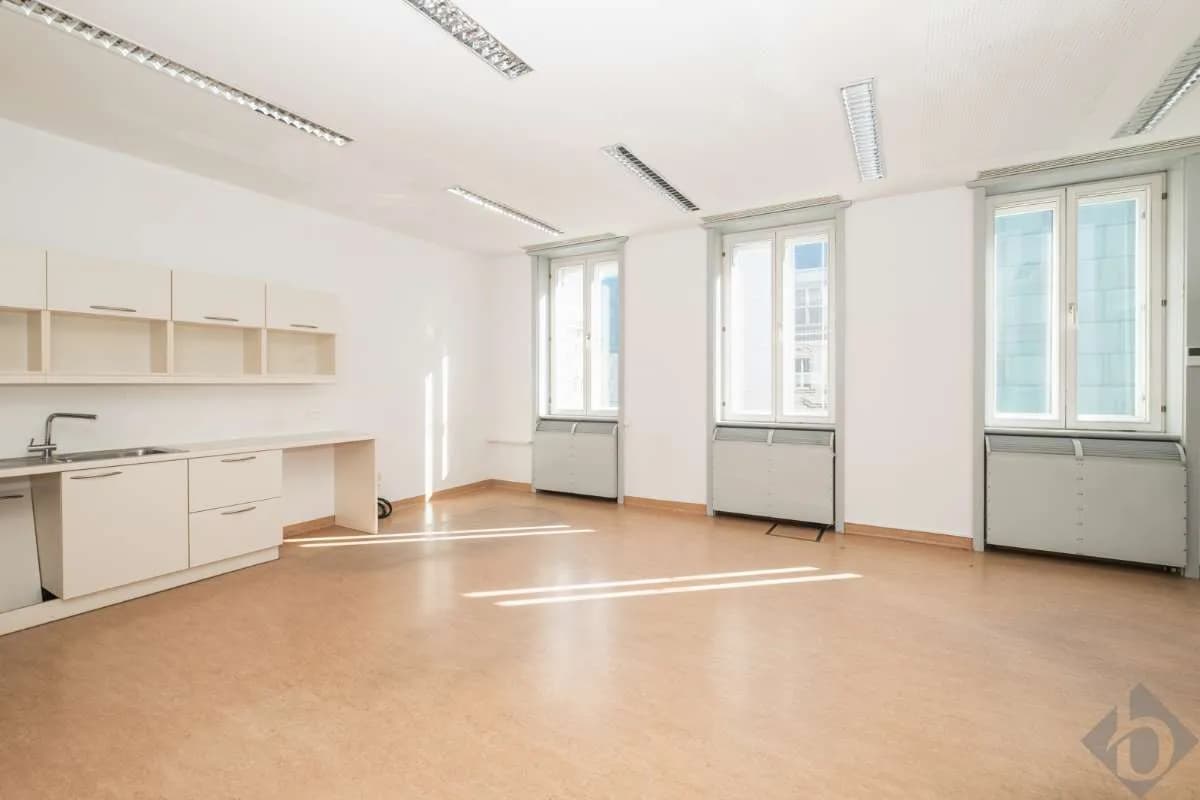 Gewerbeimmobilie mieten in Salzburg Stadt – 153 m², € 2.691 – Bild 2 von 5