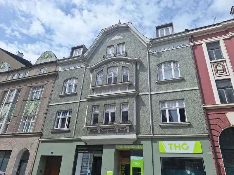 6-Zimmer-Wohnung mieten in Wels – 154,5 m², € 1.728