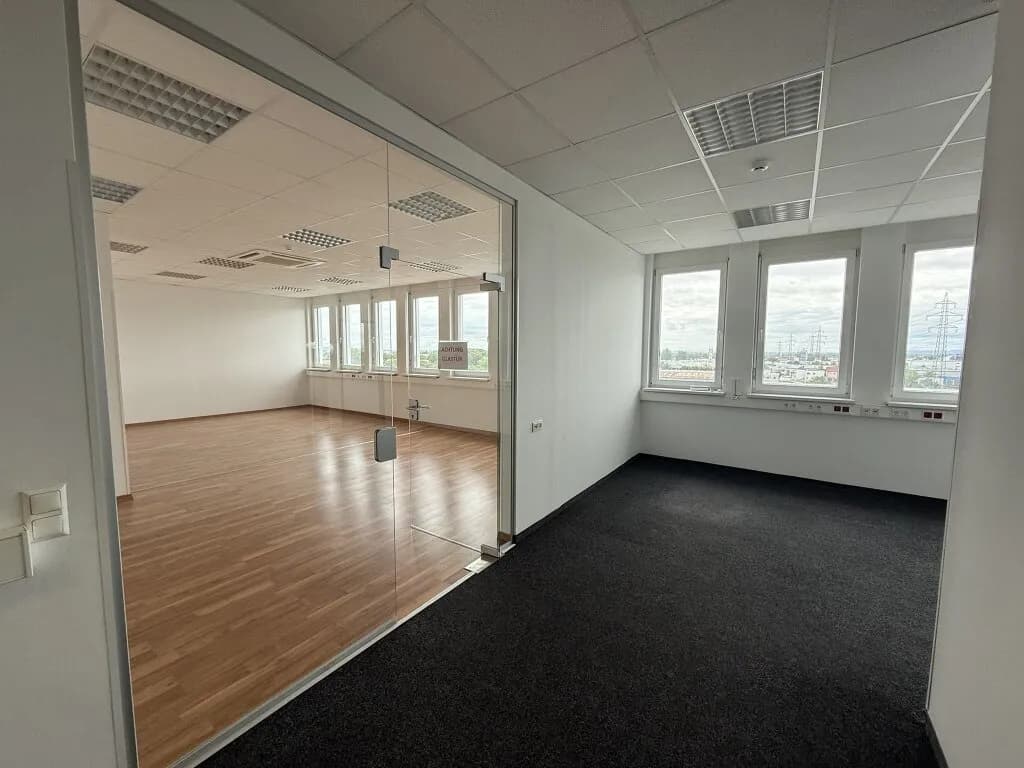 6-Zimmer-Gewerbeimmobilie mieten in Mödling – 323 m², € 4.137 – Bild 6 von 17