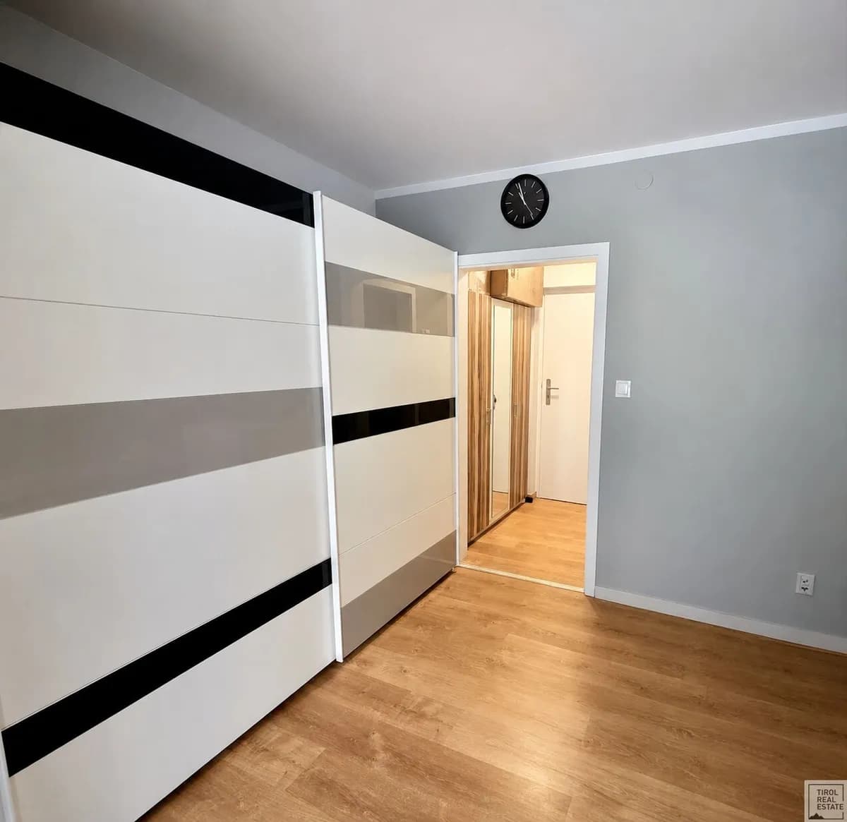 1-Zimmer-Wohnung kaufen in Innsbruck – 24,1 m², € 198.000 – Bild 5 von 6