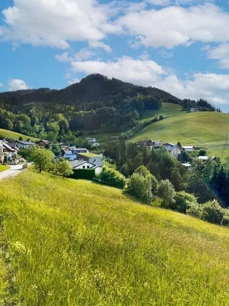 Grundstück kaufen in Hallein – 1 117 m², € 659.000 – Bild 2 von 3