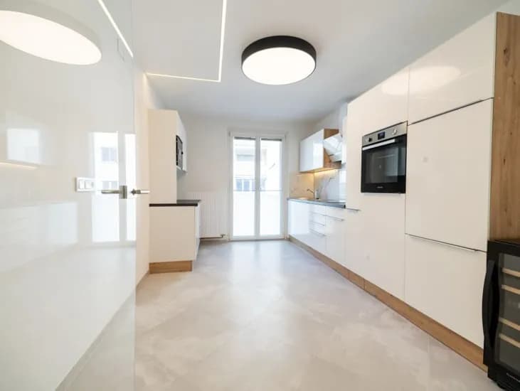 3-Zimmer-Wohnung mieten in Graz – 104 m², € 1.950 – Bild 2 von 8