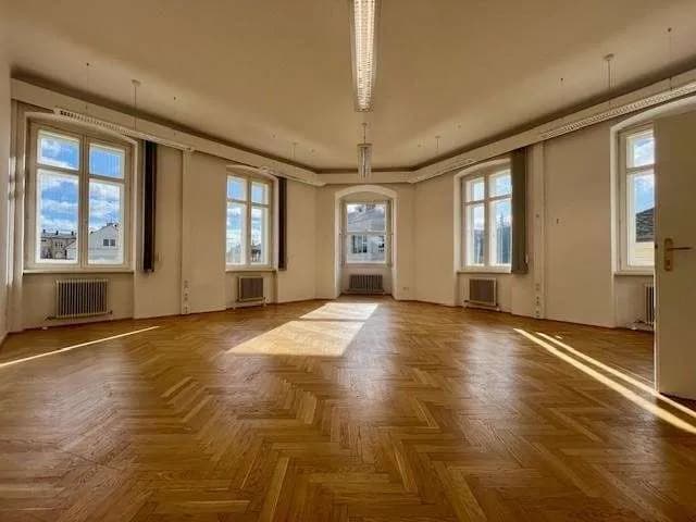7-Zimmer-Gewerbeimmobilie mieten in Linz – 207 m², € 2.499 – Bild 5 von 12
