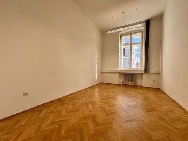 7-Zimmer-Gewerbeimmobilie mieten in Linz – 207 m², € 2.499 – Bild 7 von 12