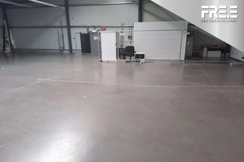 Gewerbeimmobilie mieten in Sankt Pölten Land – 250 m², € 7 – Bild 3 von 3