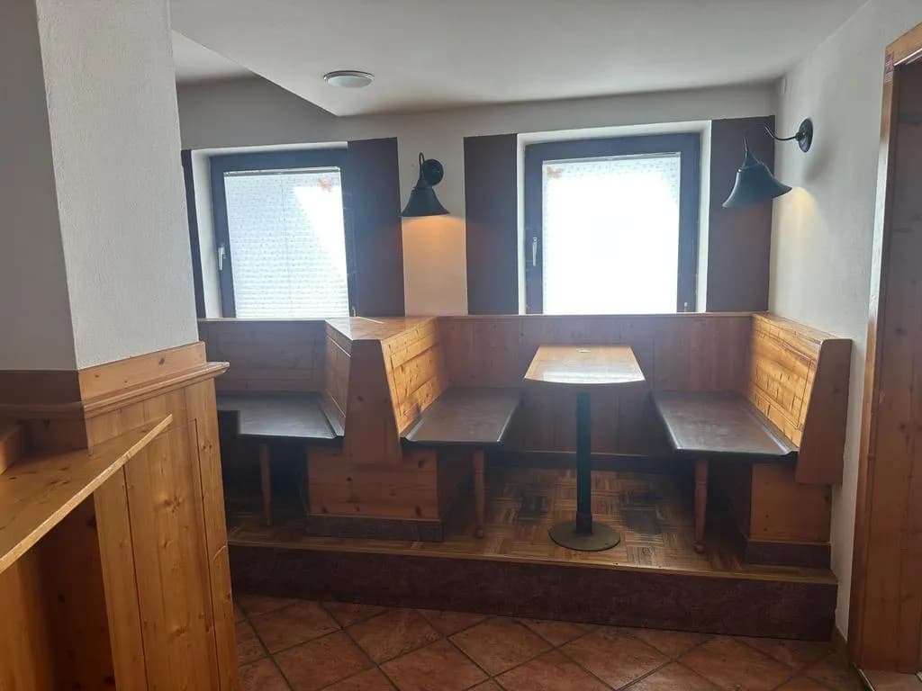 4-Zimmer-Gewerbeimmobilie kaufen in Vöcklabruck – 430 m² – Bild 4 von 14