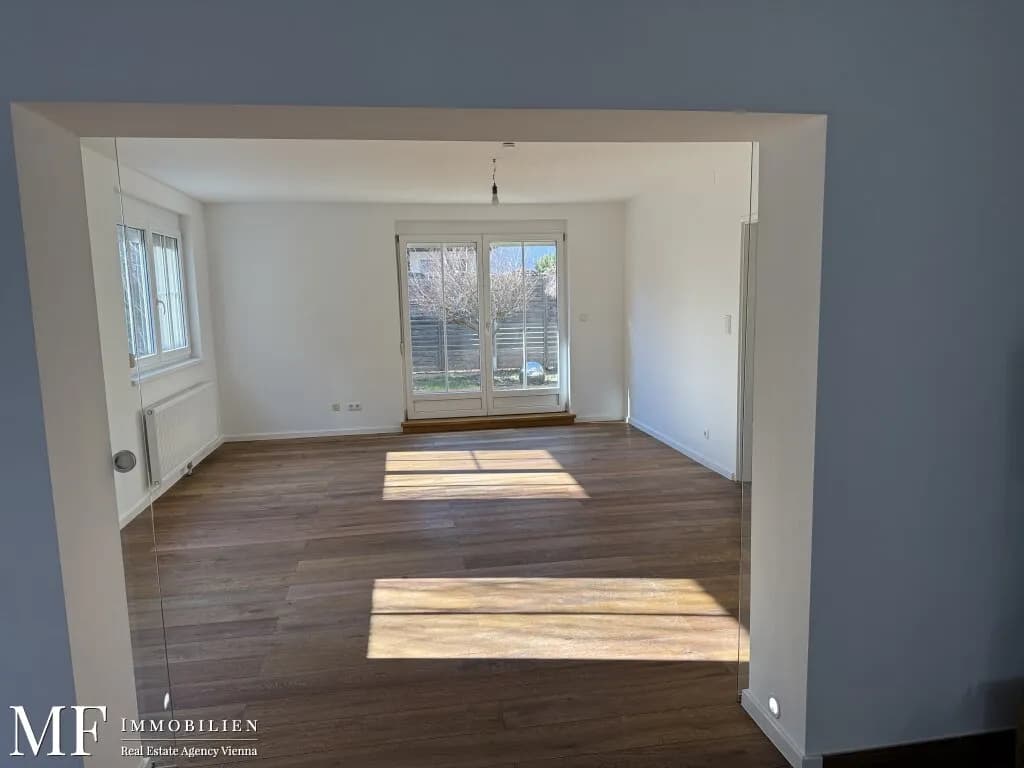 8-Zimmer-Haus mieten in Wien – 259,76 m², € 4.895