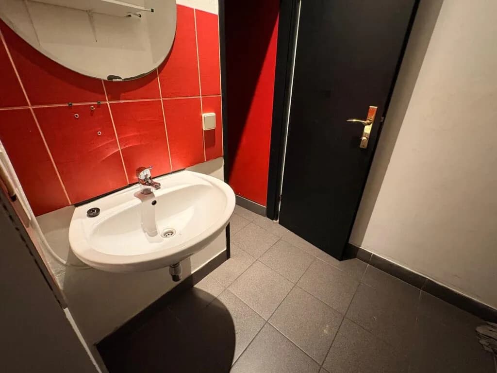 5-Zimmer-Gewerbeimmobilie mieten in Wien – 273,17 m², € 3.744 – Bild 23 von 29