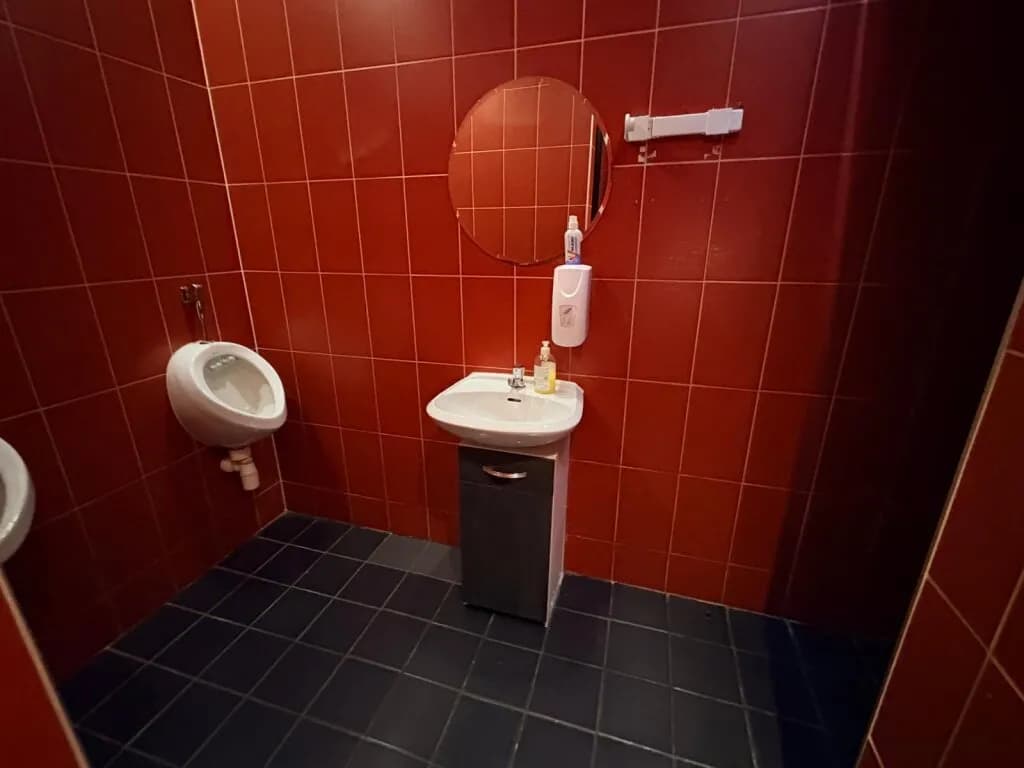 5-Zimmer-Gewerbeimmobilie mieten in Wien – 273,17 m², € 3.744 – Bild 25 von 29
