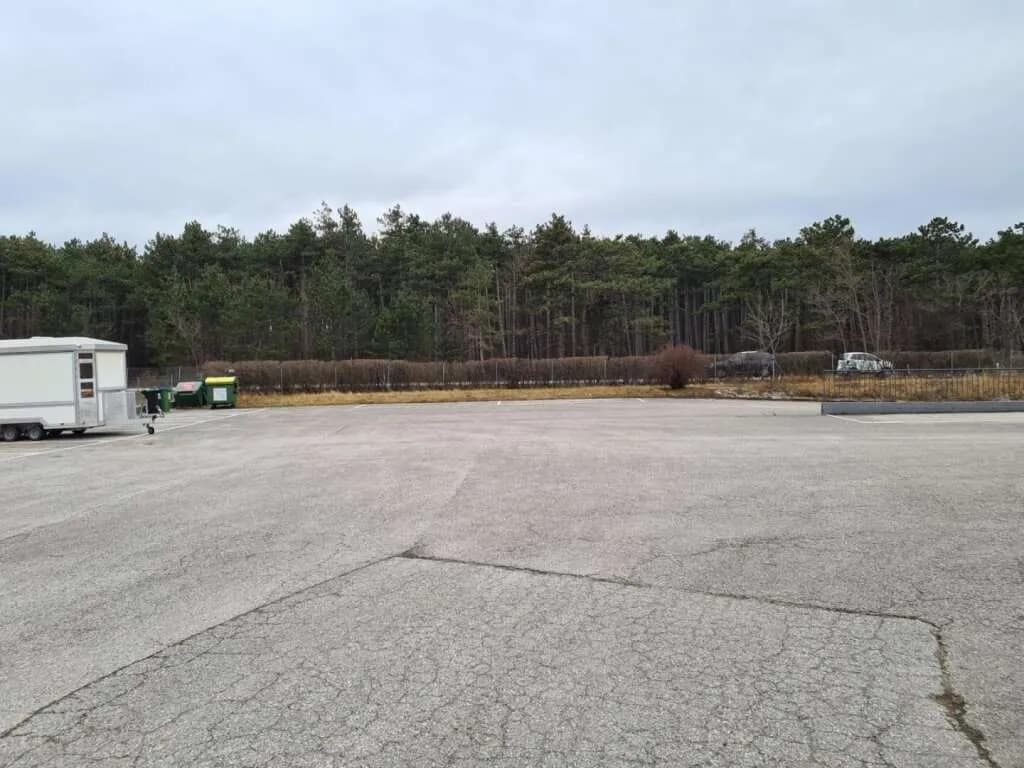 Gewerbeimmobilie mieten in Wiener Neustadt Land – 2 000 m², € 12.000 – Bild 8 von 9
