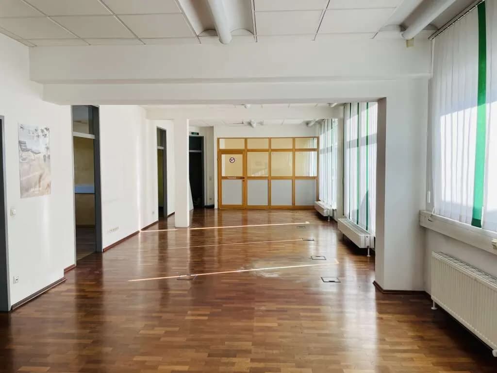 Gewerbeimmobilie mieten in Salzburg Stadt – 195 m², € 2.800 – Bild 2 von 5