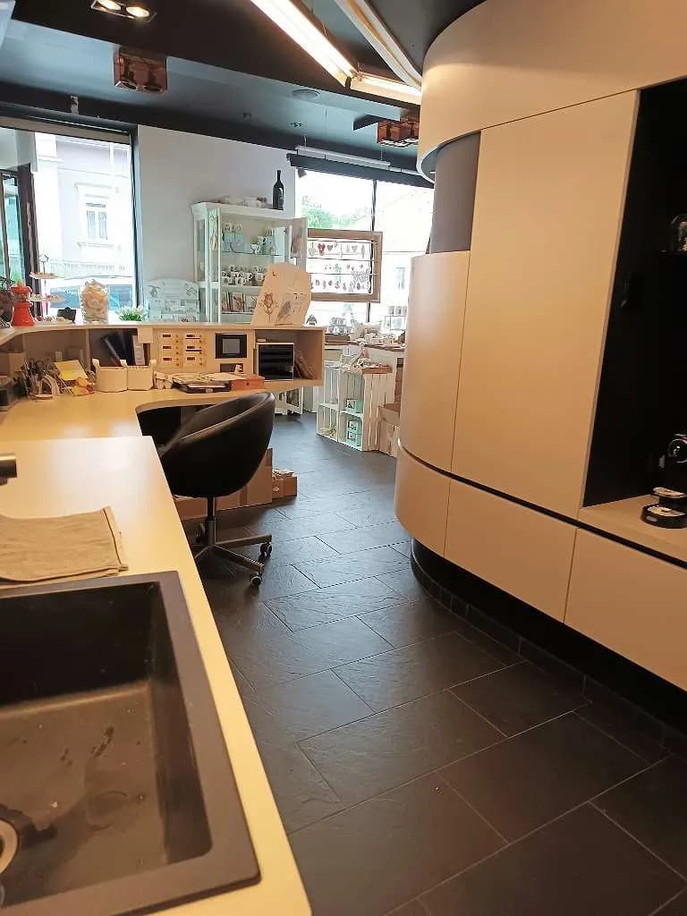 5-Zimmer-Gewerbeimmobilie kaufen in Wien – 214 m², € 449.000 – Bild 5 von 16