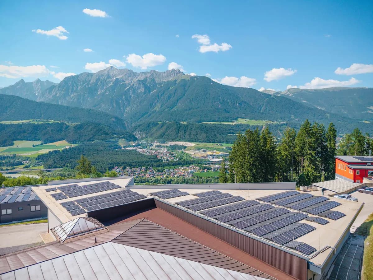 Gewerbeimmobilie mieten in Schwaz – 2 457 m², € 14.750 – Bild 2 von 14