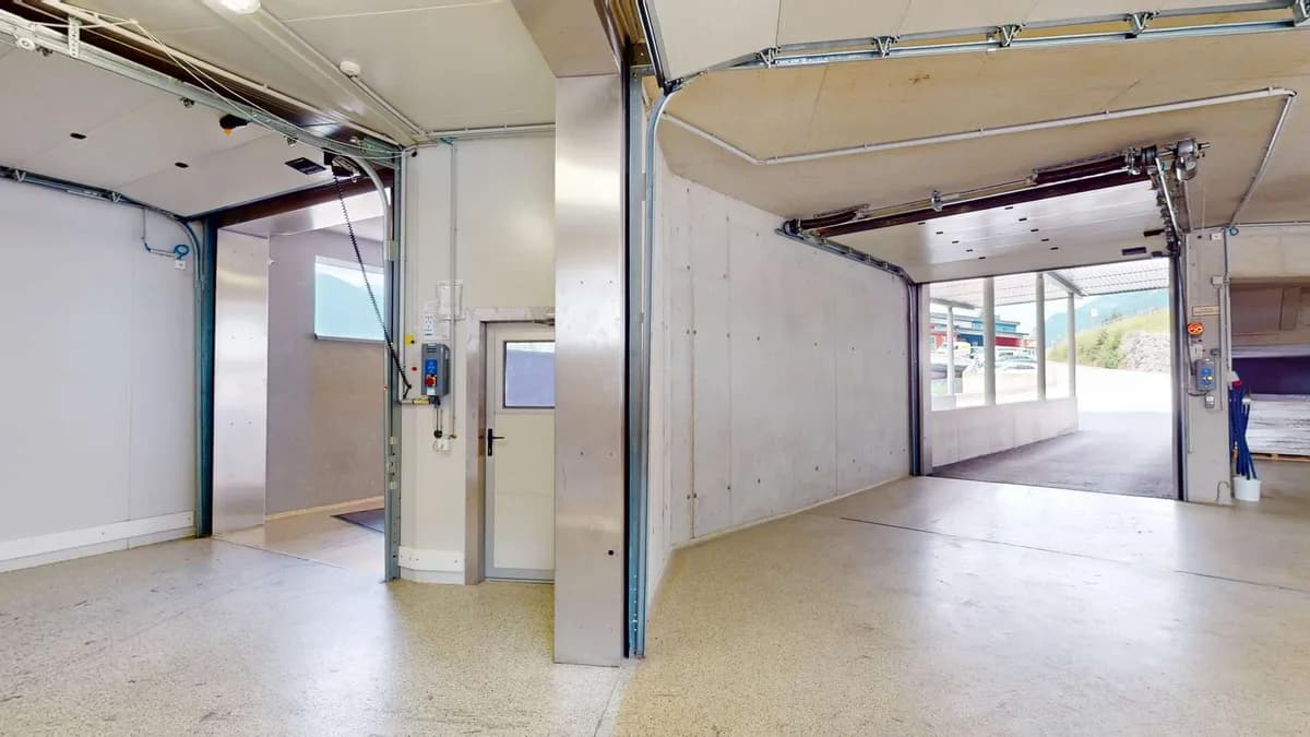Gewerbeimmobilie mieten in Schwaz – 2 457 m², € 14.750 – Bild 14 von 14