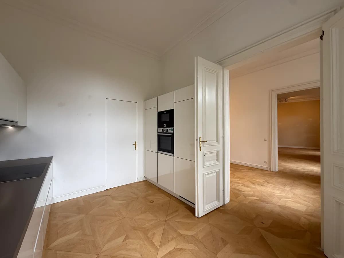 5-Zimmer-Wohnung mieten in Wien – 232,9 m², € 7.796 – Bild 20 von 51