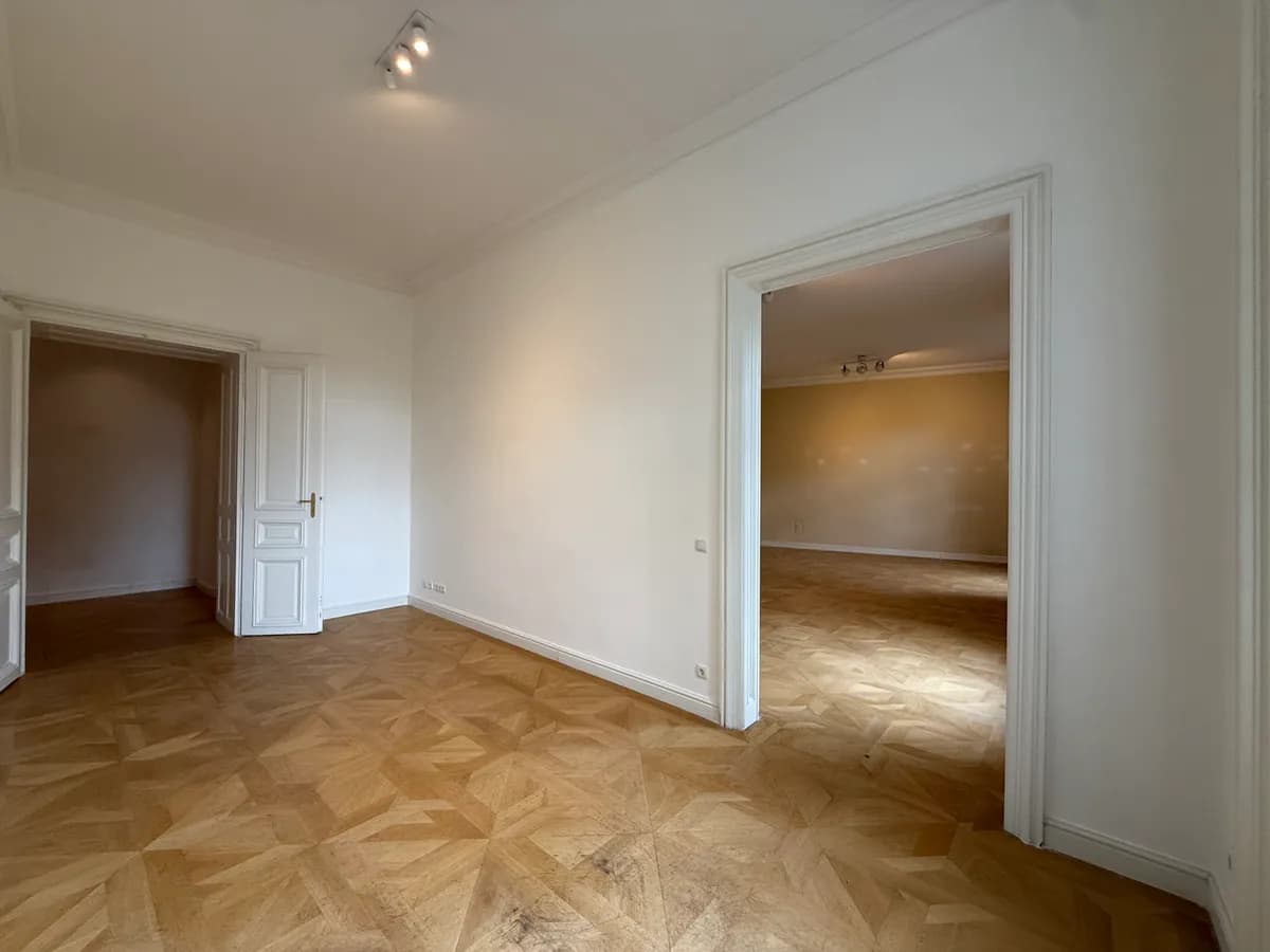 5-Zimmer-Wohnung mieten in Wien – 232,9 m², € 7.796 – Bild 44 von 51