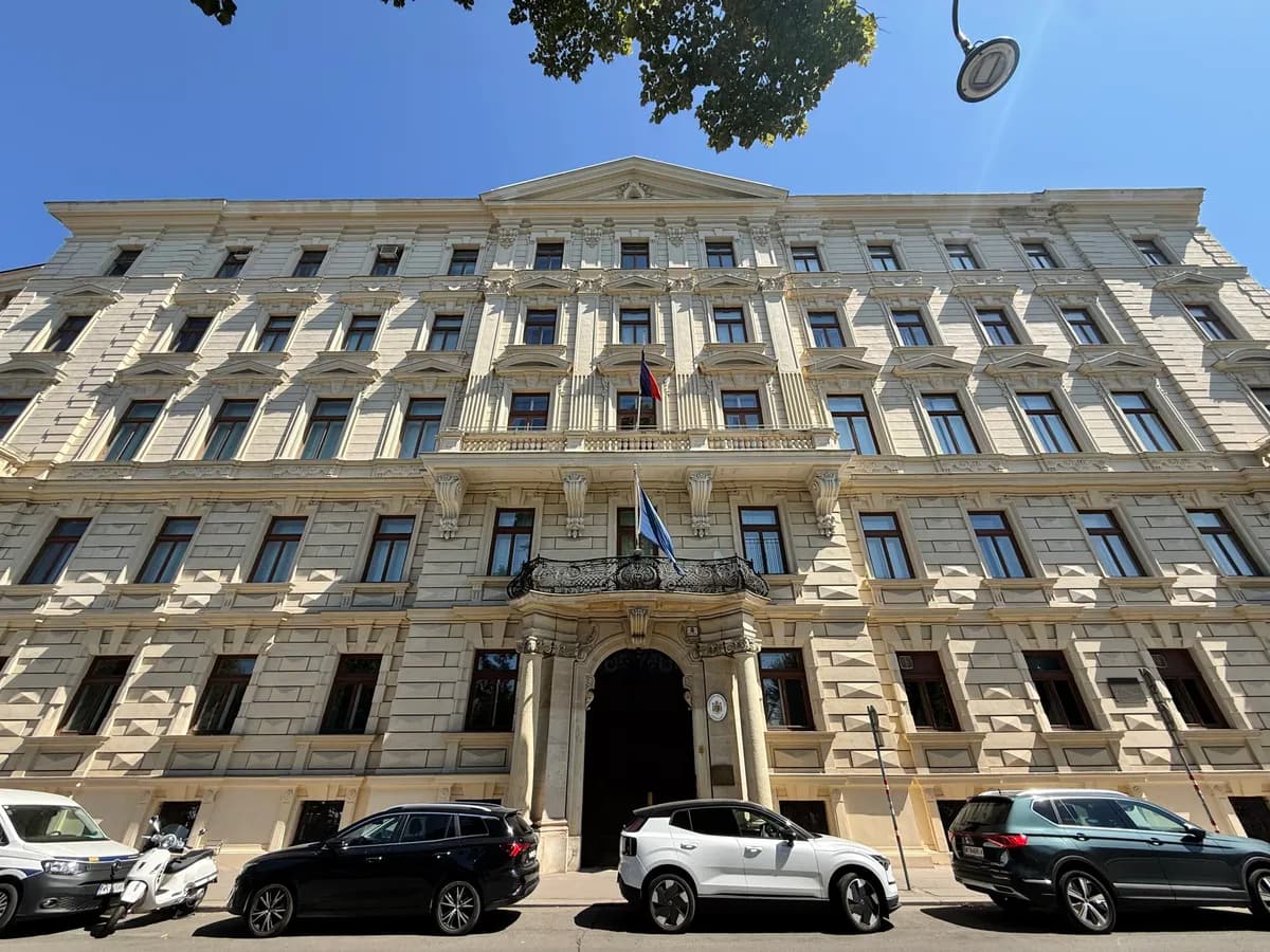 5-Zimmer-Wohnung mieten in Wien – 232,9 m², € 7.796 – Bild 46 von 51