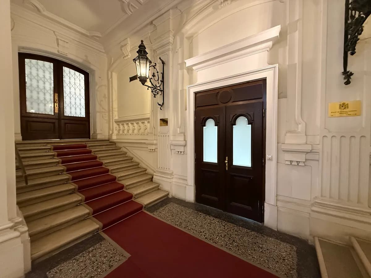 5-Zimmer-Wohnung mieten in Wien – 232,9 m², € 7.796 – Bild 49 von 51