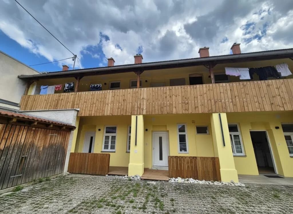 2-Zimmer-Wohnung mieten in Neunkirchen – 44,2 m², € 496