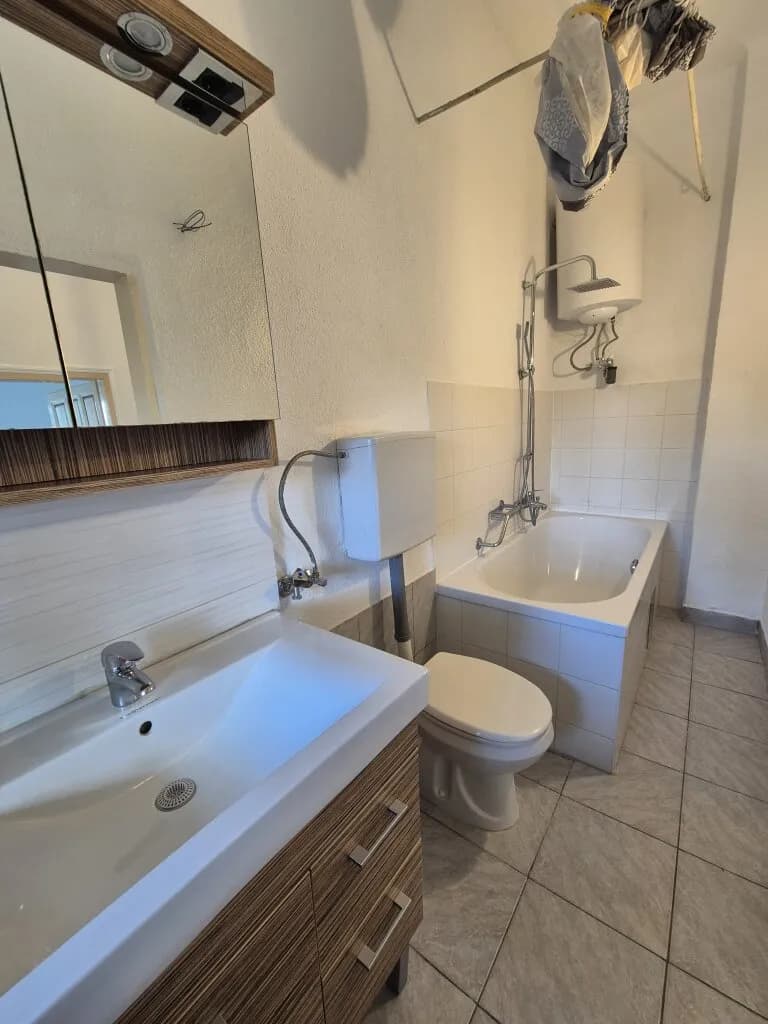 2-Zimmer-Wohnung mieten in Neunkirchen – 44,2 m², € 496 – Bild 9 von 11