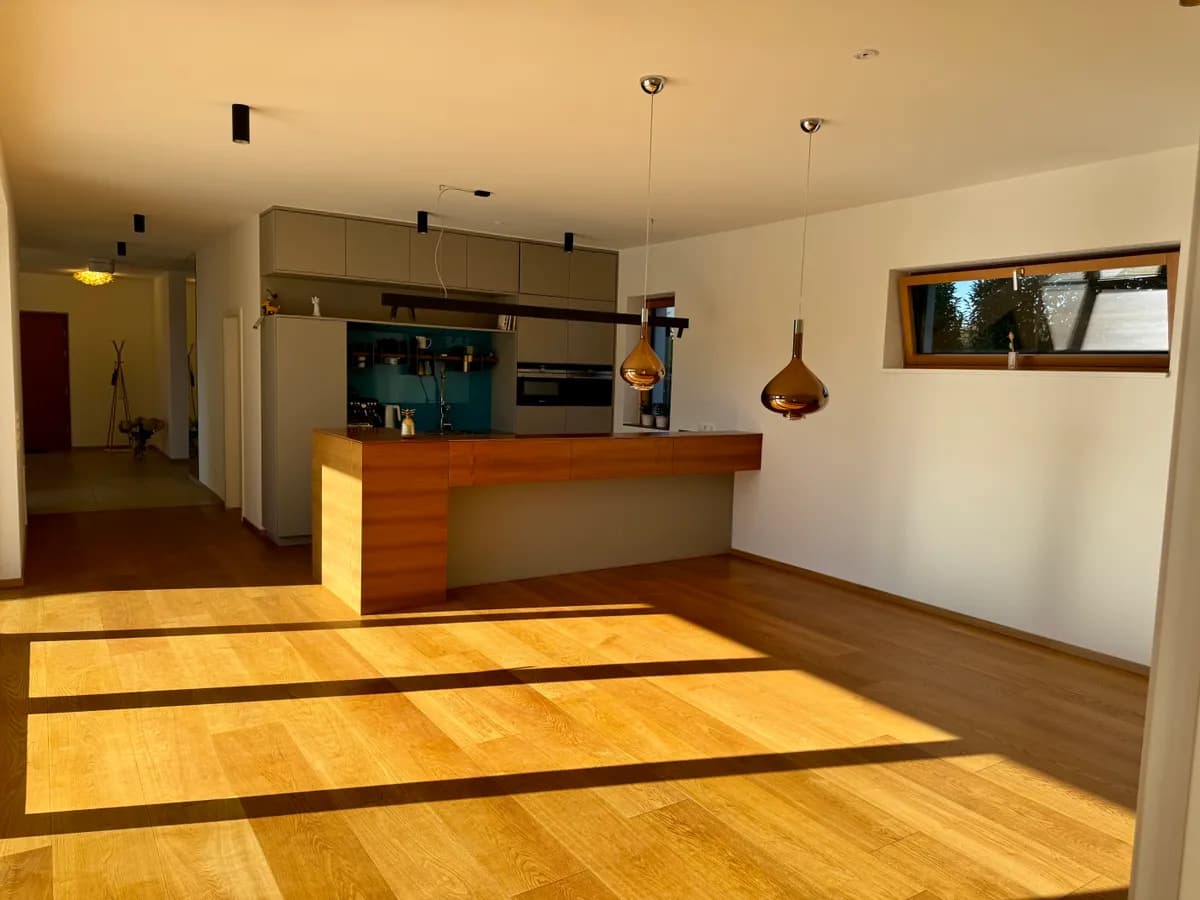 7-Zimmer-Haus kaufen in Gmunden – 261 m², € 1.090.000 – Bild 3 von 10