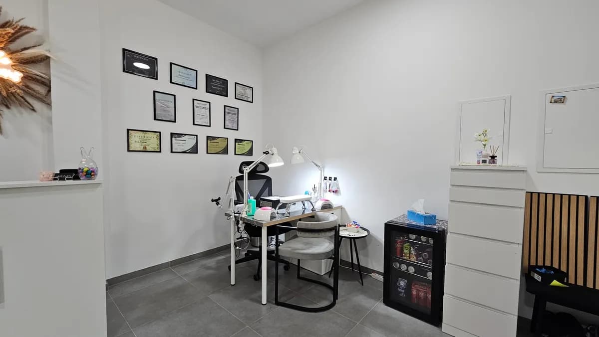 Gewerbeimmobilie mieten in Linz Land – 25 m², € 392 – Bild 2 von 8
