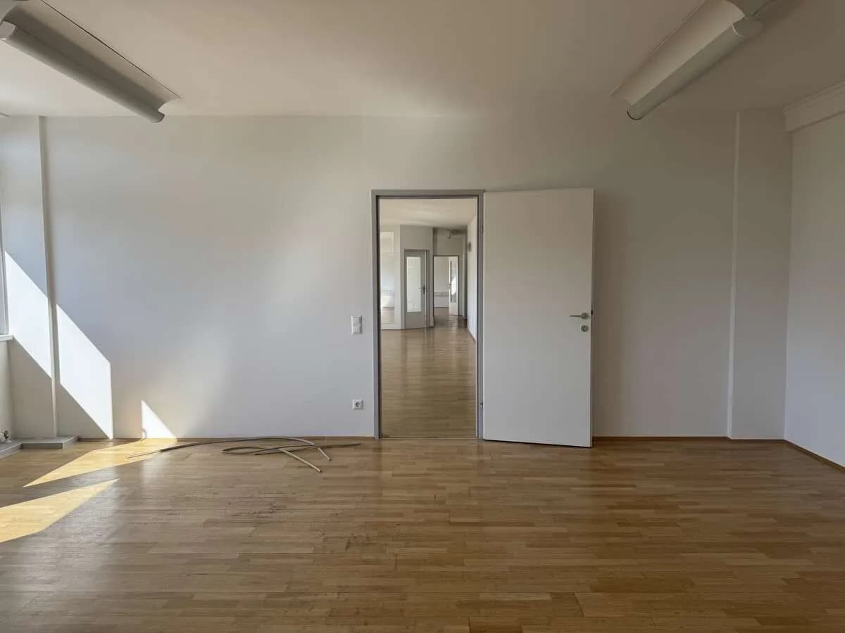 5-Zimmer-Gewerbeimmobilie mieten in Wien – 161 m², € 3.601 – Bild 9 von 16