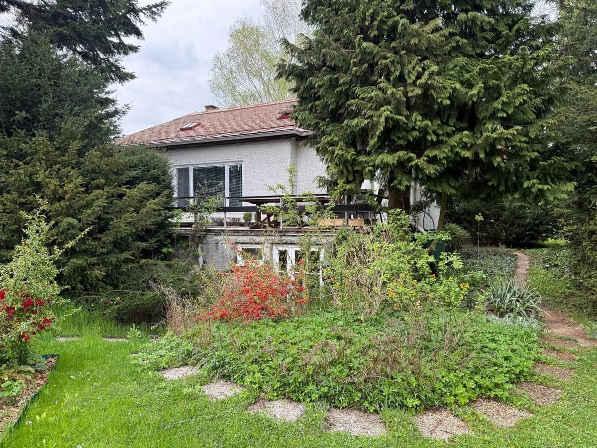 5-Zimmer-Haus mieten in Mödling – 109 m², € 1.964 – Bild 2 von 13