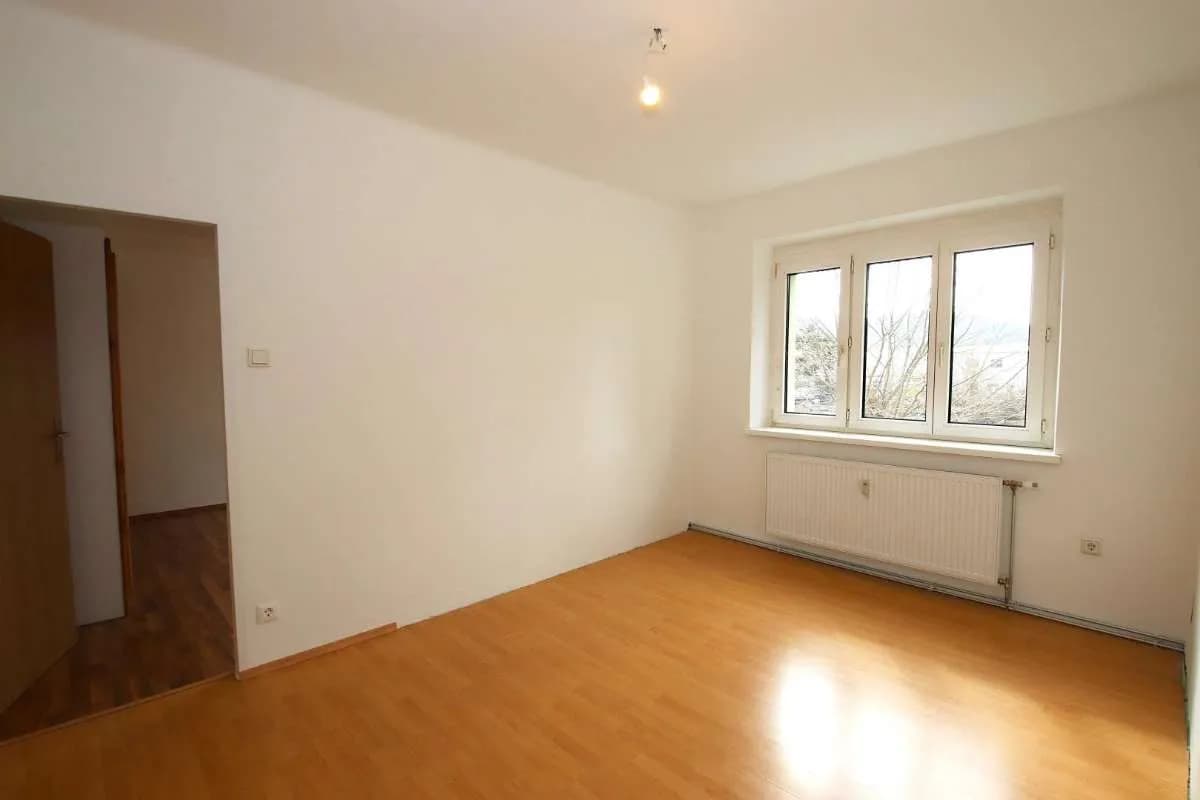 3-Zimmer-Wohnung mieten in Leoben – 61 m², € 676 – Bild 2 von 8