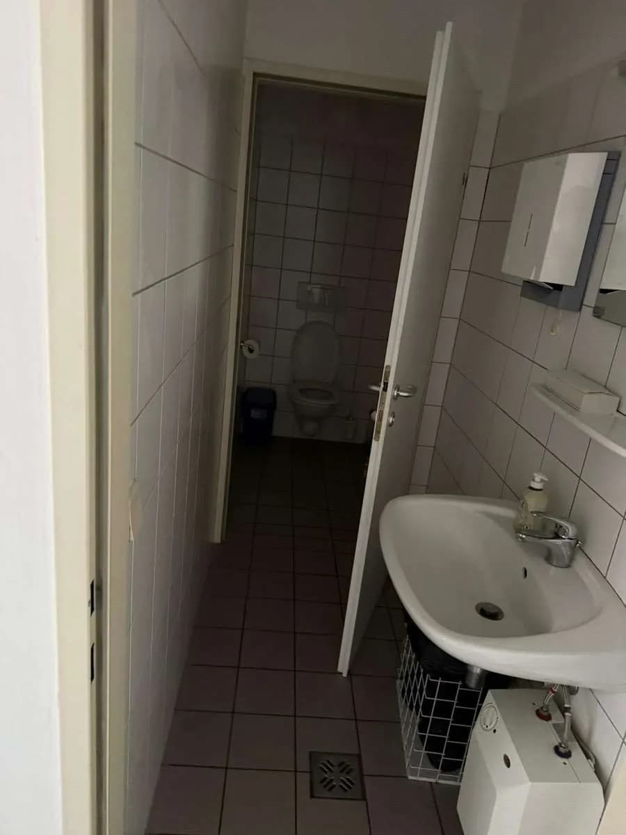 3-Zimmer-Gewerbeimmobilie mieten in Leibnitz – 856 m², € 12 – Bild 8 von 17
