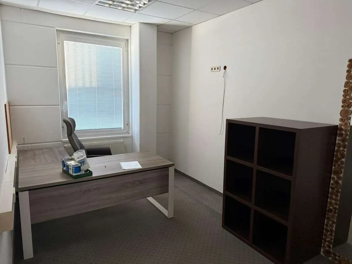 3-Zimmer-Gewerbeimmobilie mieten in Leibnitz – 856 m², € 12 – Bild 12 von 17