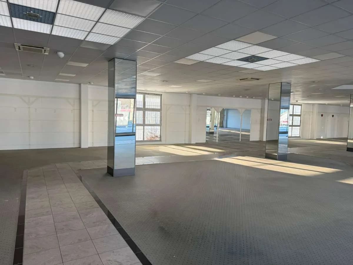 3-Zimmer-Gewerbeimmobilie mieten in Leibnitz – 856 m², € 12 – Bild 16 von 17