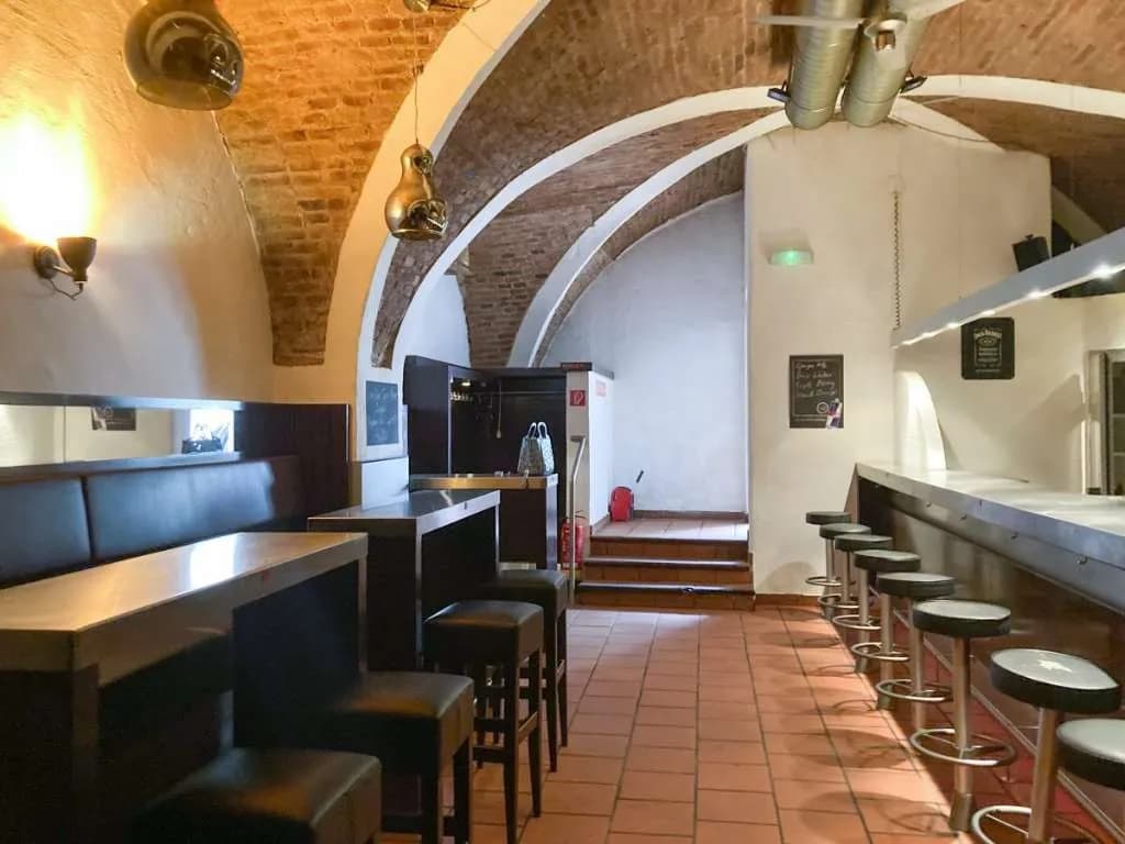 Gewerbeimmobilie mieten in Wiener Neustadt – 122 m², € 1.240